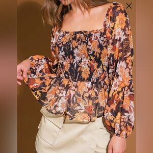 🧡Flying Tomato Floral Smocked Blouse🧡